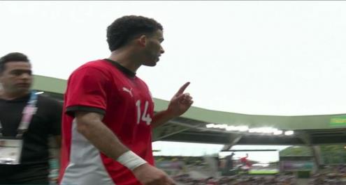 اعترض ورفض الحديث.. زيزو يبدي غضبه بعد استبداله بمباراة المنتخب الأولمبي أمام أوزبكستان (صور وفيديو)